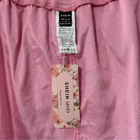 SHEIN Mod Pink Ruffled Mini Skirt NEW - Picture 8 of 12